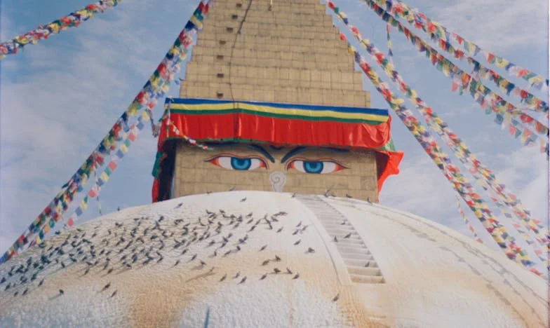 Ușa deschisă la ora zece: Adevărul din spatele liniștii