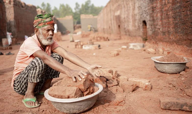 Când soacra mea a devenit colega mea de casă – Povestea unei familii la limită