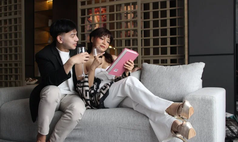 Întoarcerea în Casa Pustie: Cum Lăcomia Cumnatului Mi-a Sfâșiat Familia