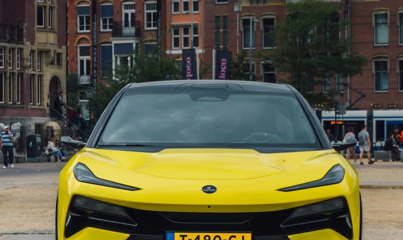 Nu fugi de tine, Martina! Povestea unei mirese care a ales libertatea în fața unei familii tiranice