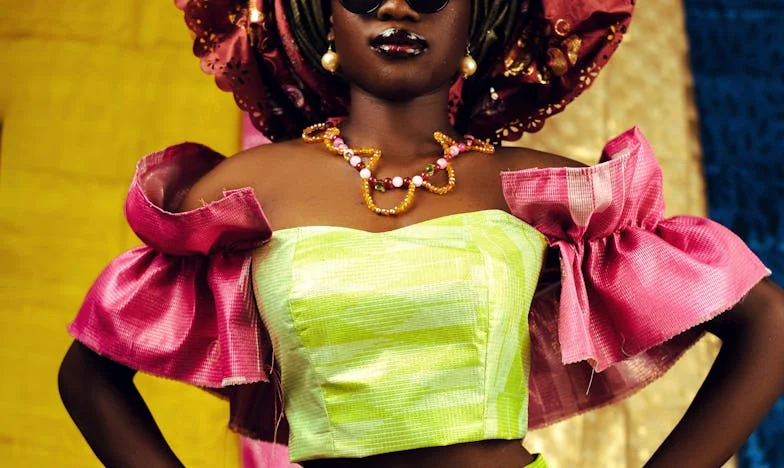 Nuntă pentru două sute de lei: Povestea unei rochii, a visurilor și a secretelor de familie