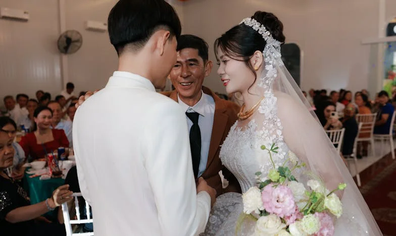 Când sângele nu înseamnă familie: Povestea unei mame care a ales să-și apere copilul