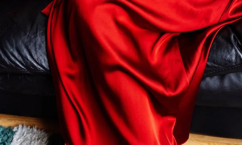 Lanțul care a rupt tăcerea – Povestea unei iubiri la răscruce