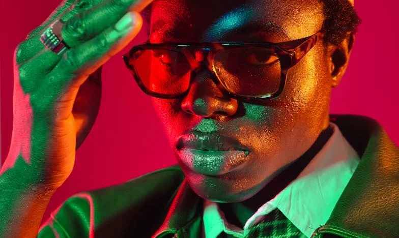 Mesaje necunoscute pe telefonul soțului meu: Între suspiciune, durere și renașterea iubirii