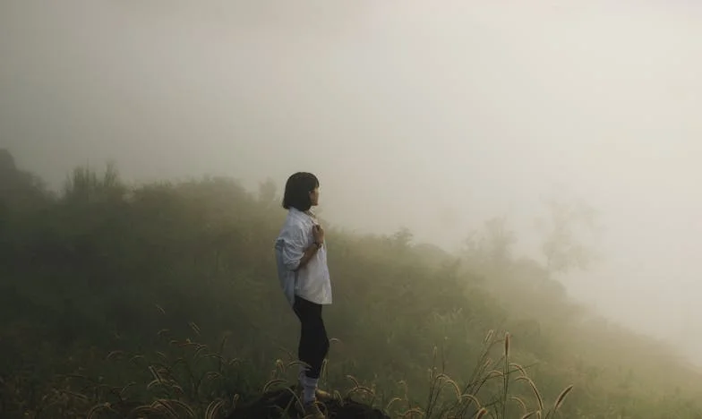 Umbre peste prag: Când familia devine câmp de luptă