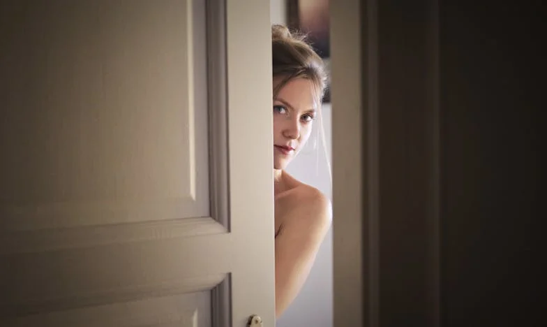 Când dragostea se stinge: Povestea mea între tăcere și curaj