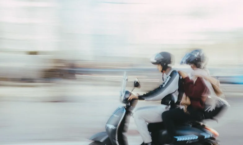 „Doar o coafeză” – Când orgoliul a ales în locul iubirii