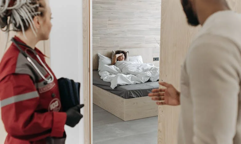 Între două iubiri: Mama mea bolnavă și soțul care nu o vrea în casă