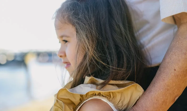 Lumina din întuneric: Povestea mea despre boala mamei și lupta pentru speranță