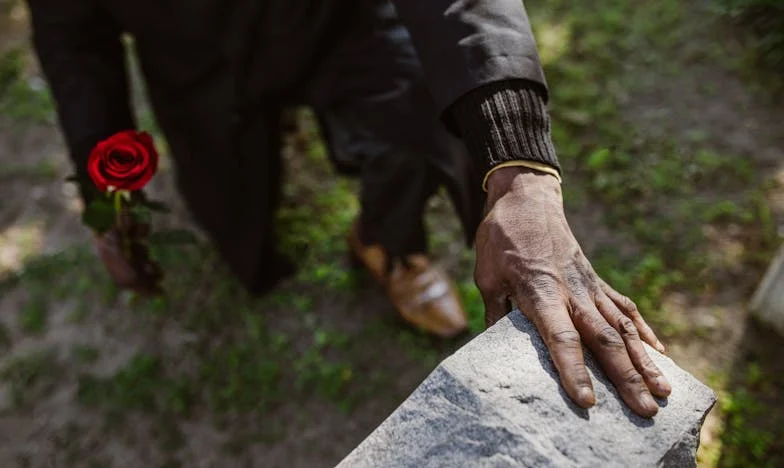 „Nu-l vrem pe Vlad în weekend” – Povestea unui tată care nu-și poate rosti fiul fără lacrimi