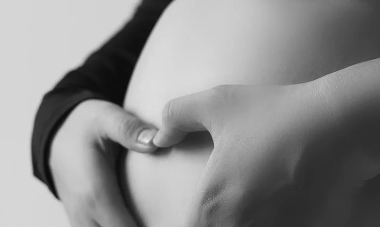 A intrat pe ușă și a spus că vrea divorț: În acel moment, mi-am amintit sfatul mamei mele