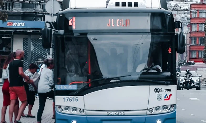 „Ajunge cu salata asta! Dă-mi o friptură sau plec!” – Povestea mea între două lumi