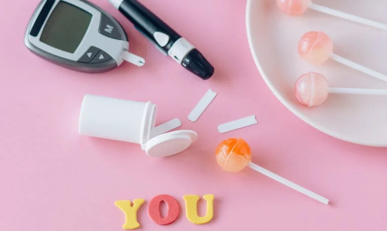 Când mama lui mă trezește în zori – Povestea unei căsnicii sufocate de controlul soacrei