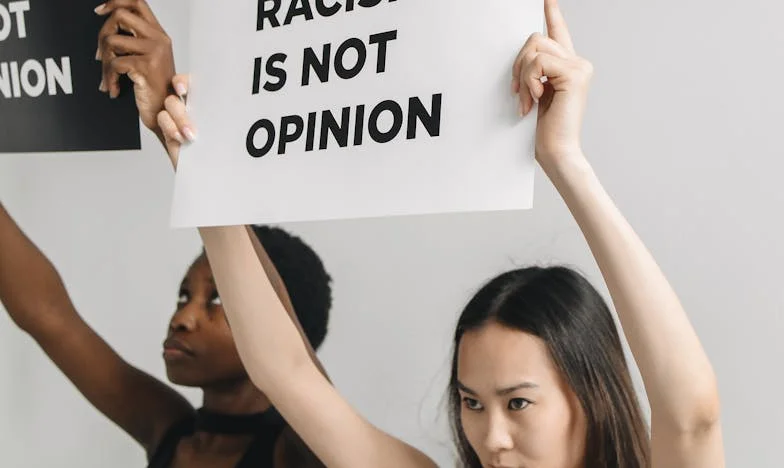 „Gluma” care ne-a distrus familia. Cum o zi la lac a schimbat totul