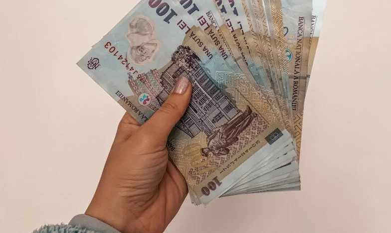 Între Speranță și Neînțelegere: Cum Am Încercat Să-mi Ajut Fiica și Soțul Ei