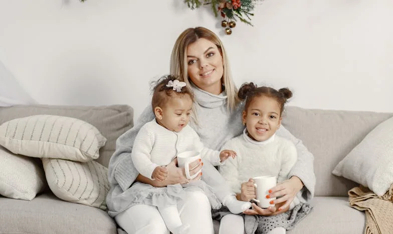 Rochii de firmă, inimi frânte: Povestea unei mame și a alegerilor ei pentru Lili