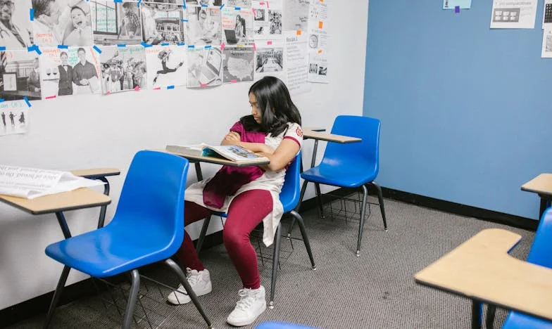 Tatăl meu a decis să trăiască pe spatele maternității mele: Când familia încetează să mai fie un refugiu