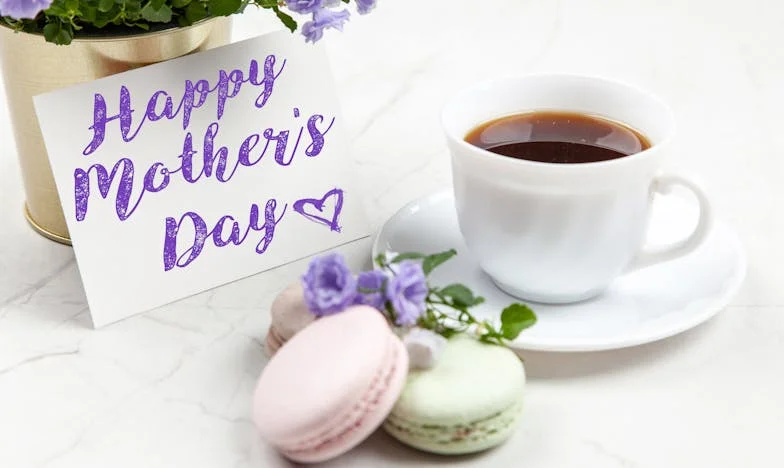 Călătoria Anei: Dincolo de Iluzia Fericirii