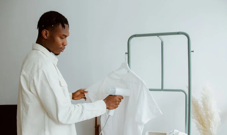 În umbra datoriilor: Povestea mea despre familie, sacrificiu și speranță