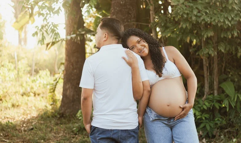 „Niciodată nu am fost cu adevărat bunică – iar acum, oare eu sunt de vină?” Mărturisirea unei soacre românce