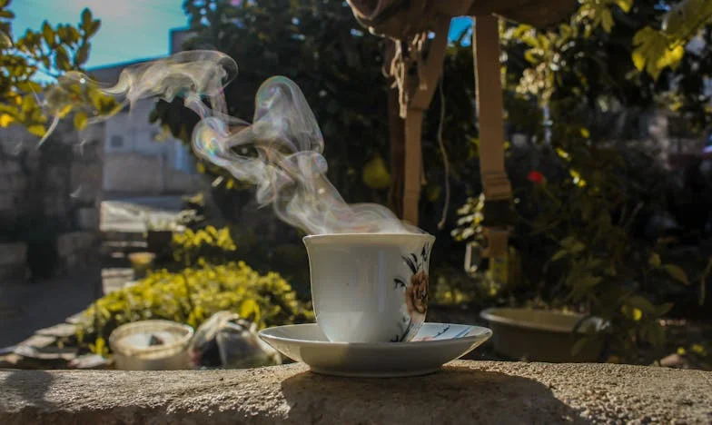 „Nu vreau să fiu ca tata!” – Povestea mea despre lupta cu alcoolismul în familie