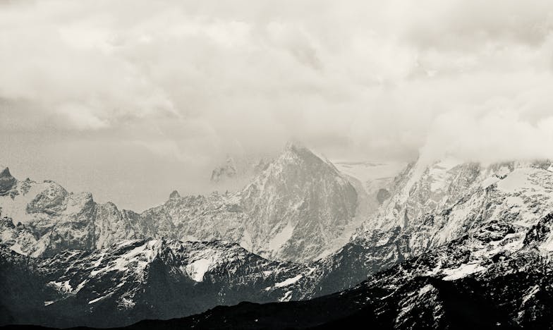 Soțul meu mi-a trimis o factură pentru viața noastră împreună – O poveste despre iubire, bani și trădare