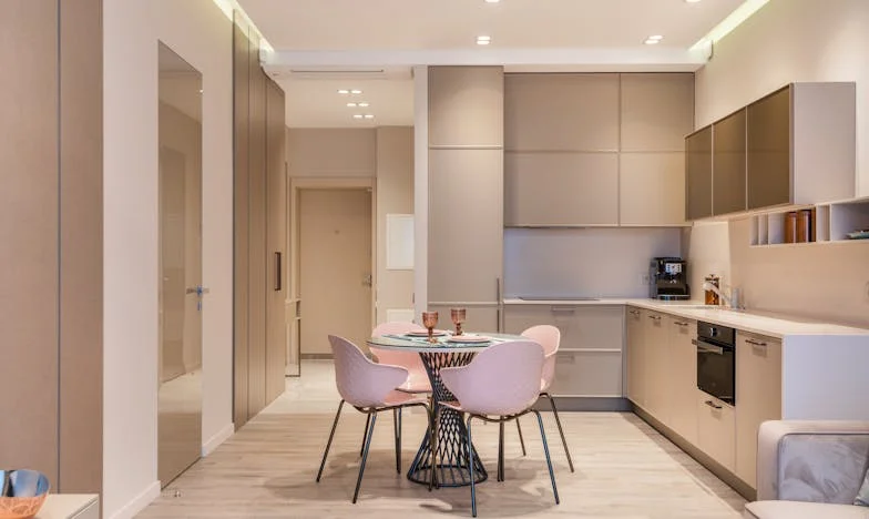 „Tot apartamentul va fi al mamei mele, noi ne mutăm în chirie.” – Ziua în care am pierdut totul, dar m-am regăsit pe mine însămi