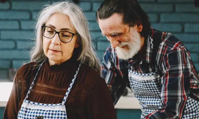 A Doua Mamă: Povestea Unei Familii Între Două Lume