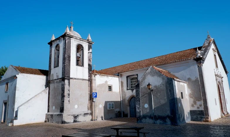 Am părăsit nepoții pentru un bărbat cu 46 de ani mai tânăr – O noapte care mi-a schimbat viața pentru totdeauna