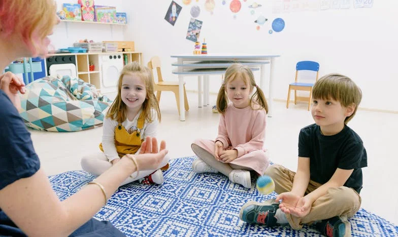 Când fiica mea m-a rugat să am grijă de nepotul meu: Secrete de familie care mi-au sfâșiat inima