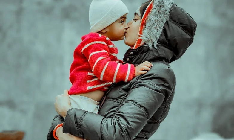 În umbra secretelor de familie: Cum un telefon neașteptat a schimbat viața fiicei mele