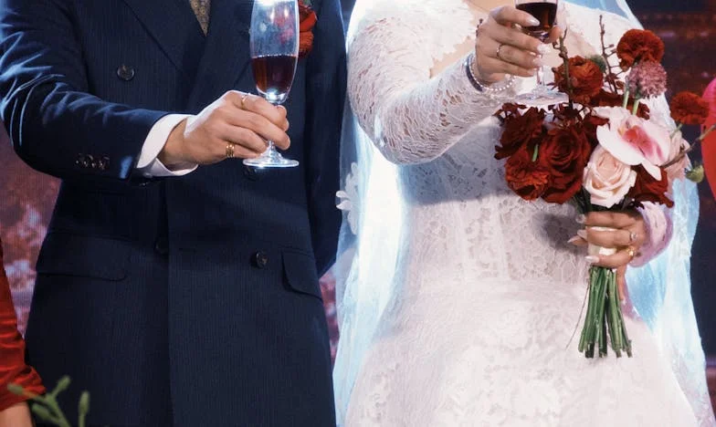 La 50 de ani, soțul m-a părăsit pentru alta: Am rămas doar cu bătrânețea și singurătatea