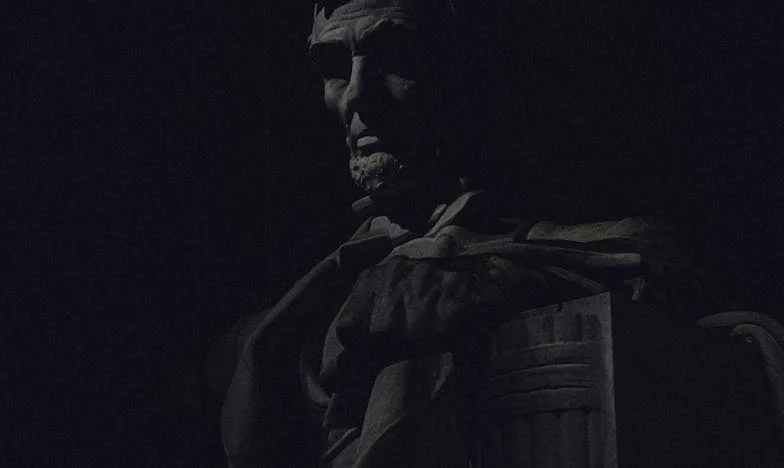 Mama a ales-o pe sora ei, nu pe mine. Ce înseamnă, de fapt, loialitatea în familie?