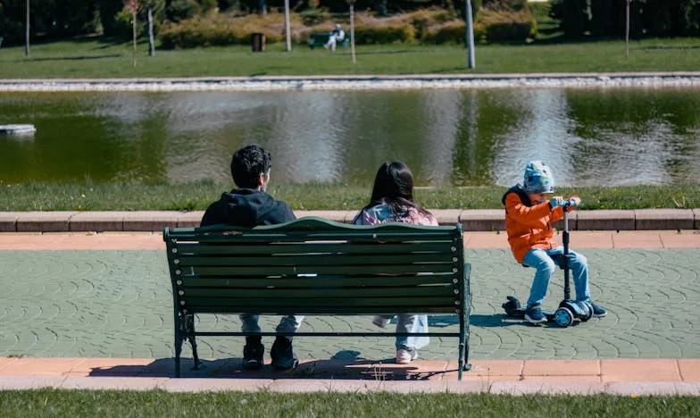 Umbrele verii: O vară la marginea iertării