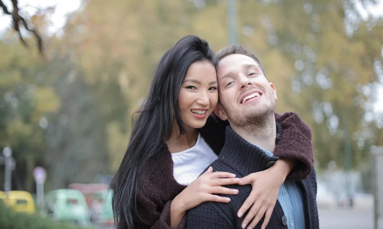 Ziduri de tăcere: Când omul pe care-l iubești nu te mai lasă să intri