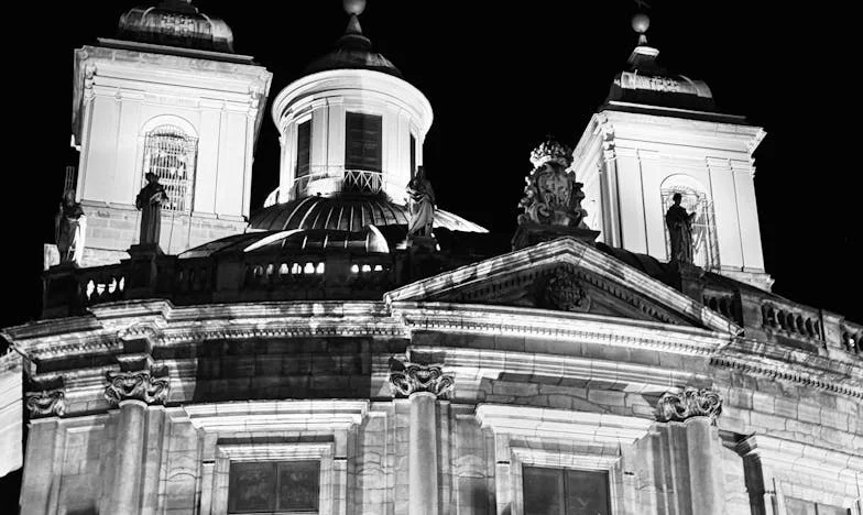 Двадесет година љубави и један неочекивани крај: Изабрала сам самоћу уместо другог брака