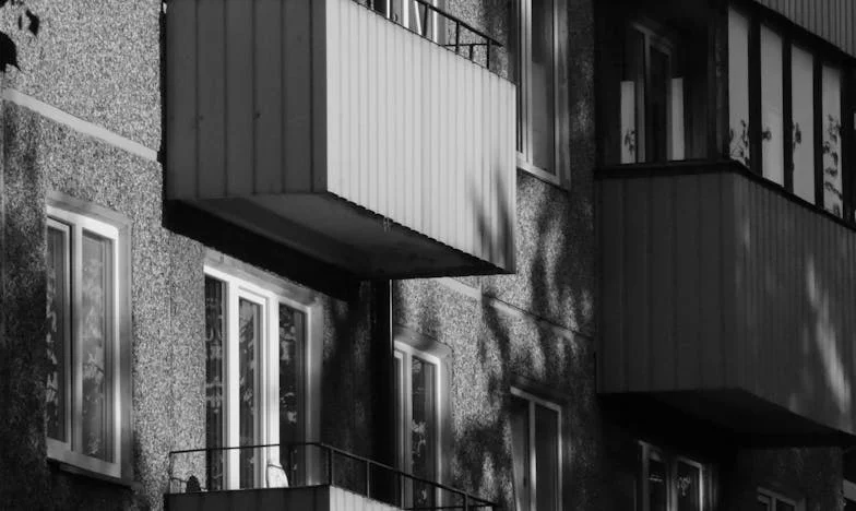 „Zašto bismo uzimali kredit kad ćemo naslediti tvoju kuću?” – Priča o majci i sinu u Beogradu