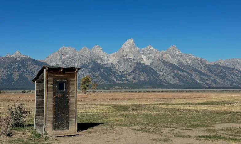 Květované šaty a slzy na maturitním plese: Příběh Anny Novotné