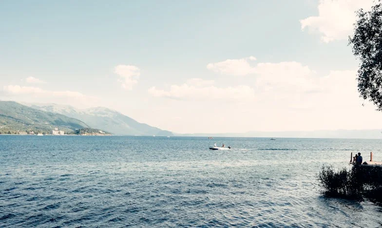 Mezi dvěma světy: Jak jsem hledala cestu k srdci svého nevlastního otce