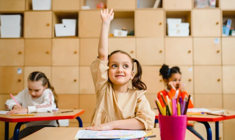 Narozeninové překvapení, které roztrhlo rodinu: Když tchyně rozhoduje za vás