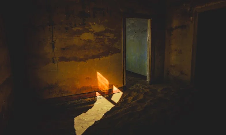 Osmnáctiny, které změnily všechno: Můj táta mi začal účtovat nájem a teď čeká, že ho budu živit