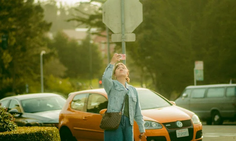 Důvěra v troskách: Když bratr zradí rodinu