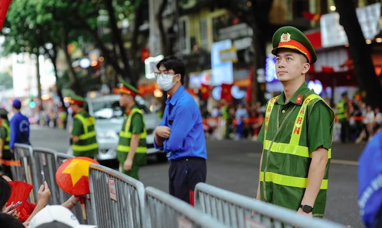 Když jsem zavolala policii na vlastního syna: Příběh o respektu, vině a odpuštění