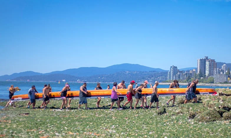 Mlčení, které rozbilo naši rodinu: Příběh o důvěře a zradě