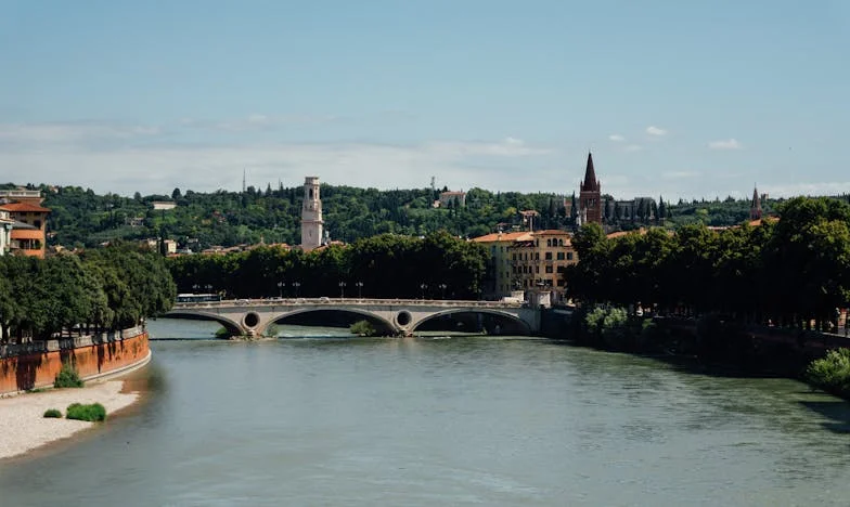 Nový začátek: Příběh Tomáše a jeho boj za skutečnou rodinu