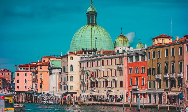 Odmítla jsem hlídat vnučku a rodina se rozpadá: Příběh jedné babičky