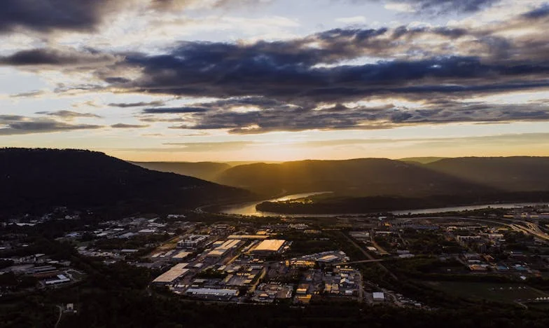 Polévka místo dezertu: O setkání s osamělostí za dveřmi sousedů