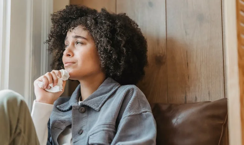 Minuta zpoždění, večeře v tahu: Život pod hodinami mé tchyně