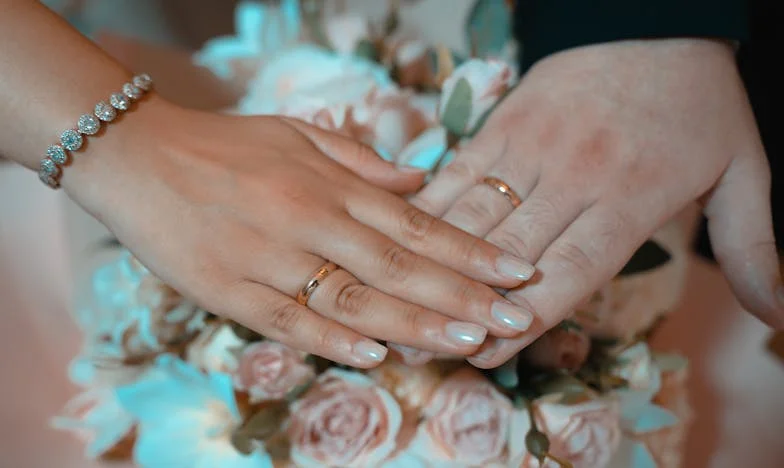 Nevyčíslitelný dluh: Když rodina a peníze ničí vztahy