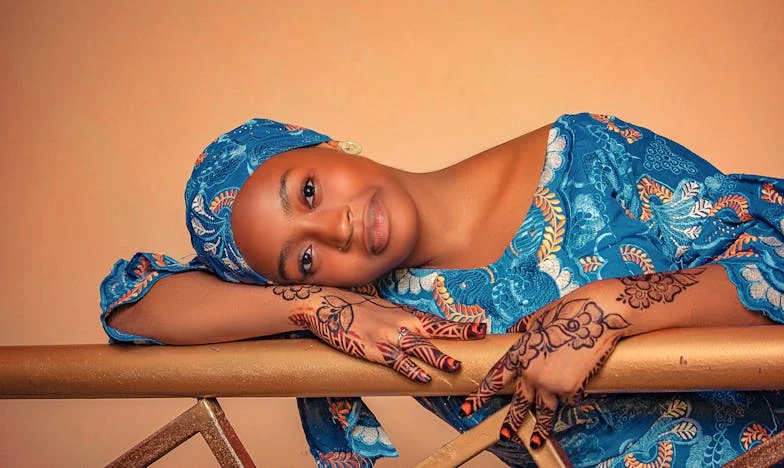 Za zavřenými dveřmi: Příběh Jany mezi iluzemi a pravdou